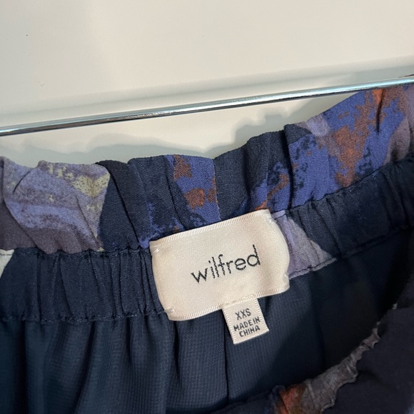 Aritzia Dress Pants - Picture 12 of 12